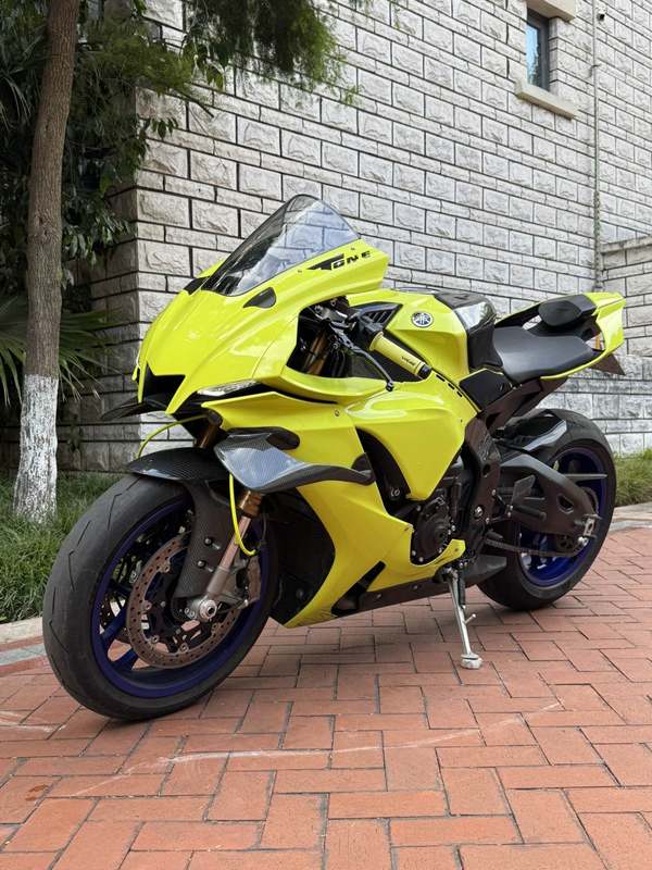 二手雅马哈YZF-R1