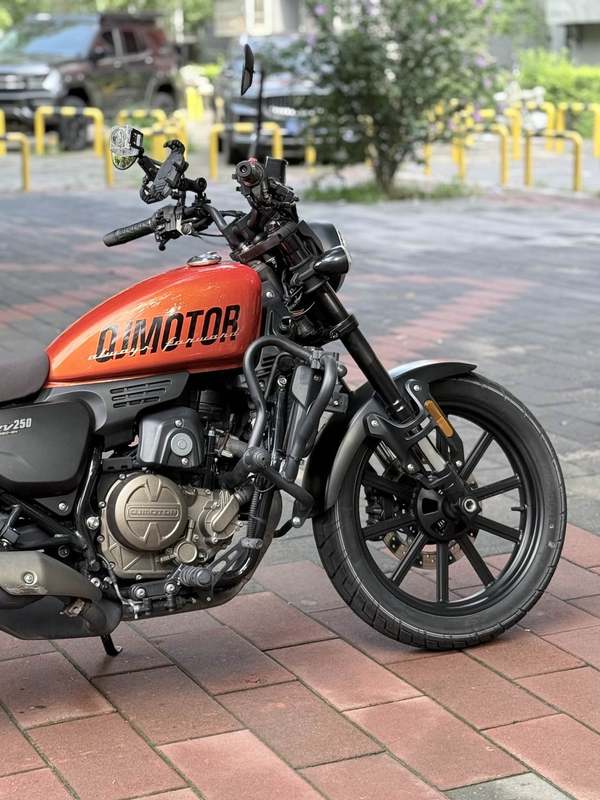 二手QJMOTOR闪250
