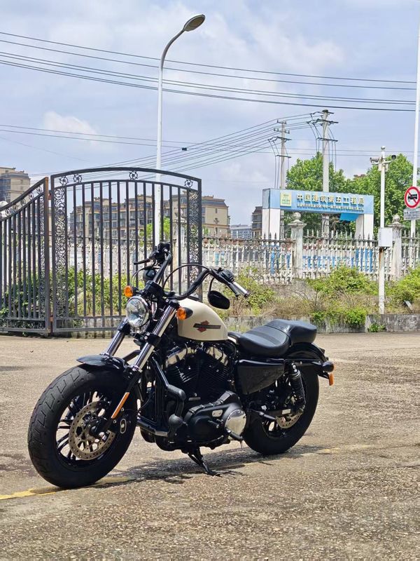 二手哈雷戴维森XL1200X Forty-Eight