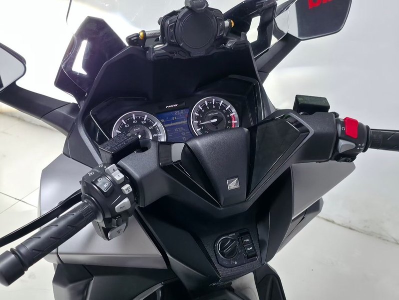 二手本田NSS350