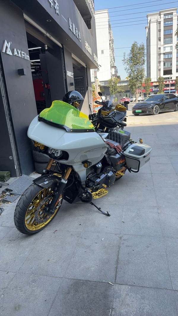 二手哈雷戴维森公路滑翔 Road Glide