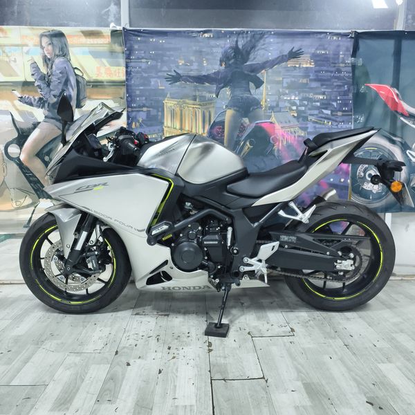 二手本田CBR500R Four