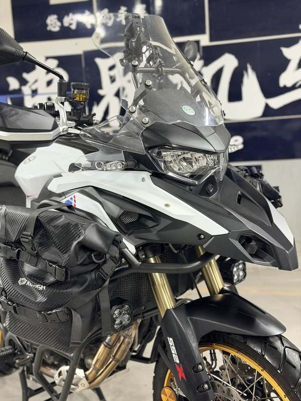 二手贝纳利TRK552