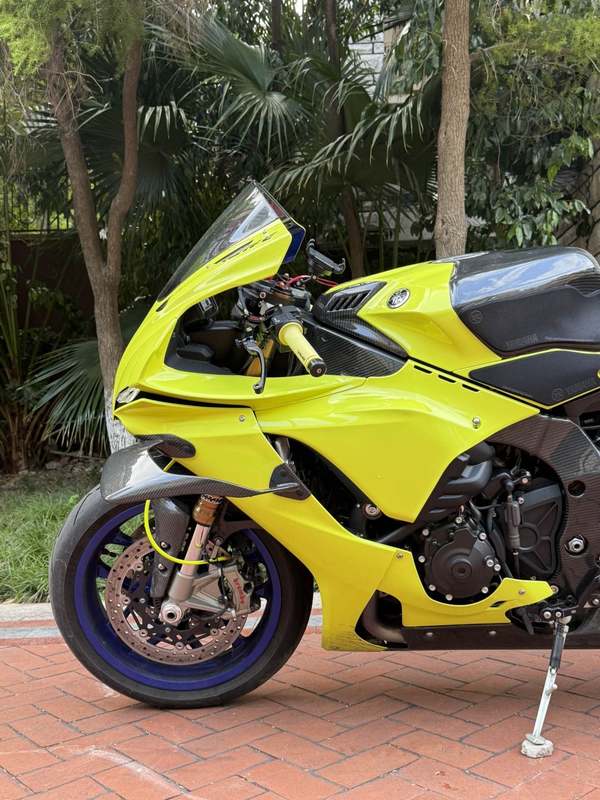二手雅马哈YZF-R1