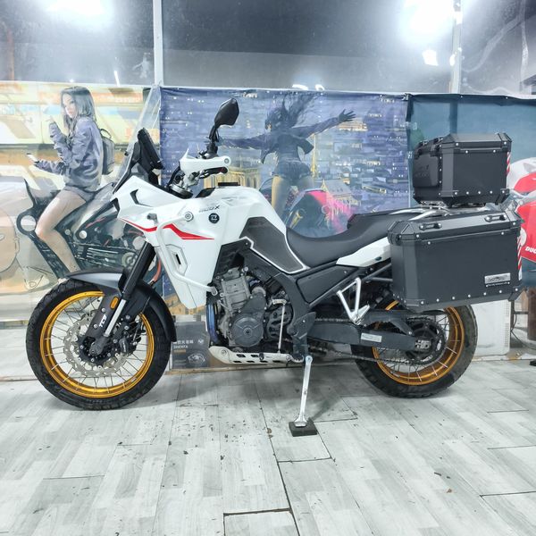 二手凯越800X