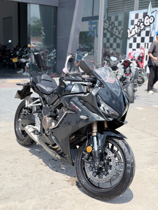 二手本田CBR650R