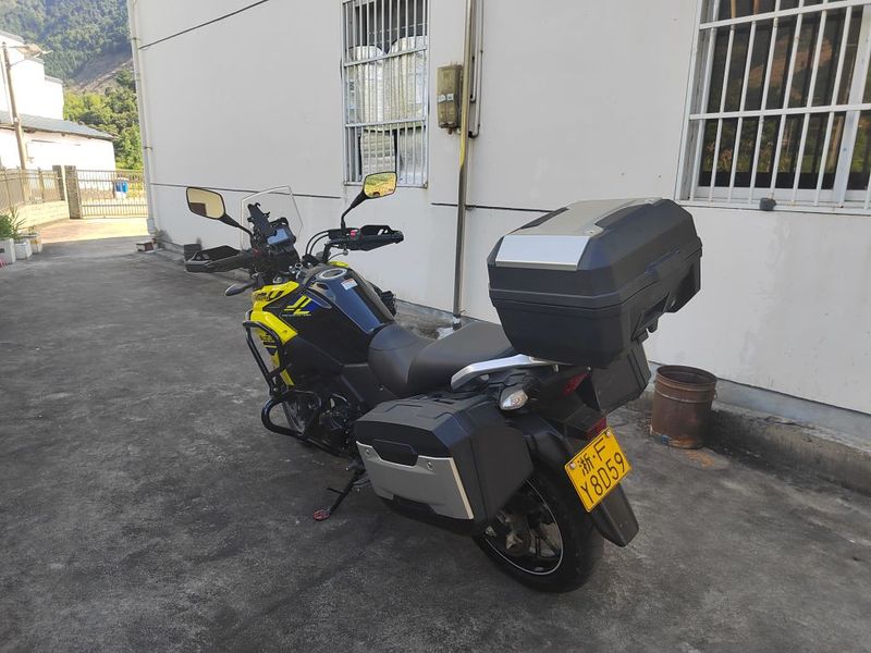 二手豪爵铃木DL250