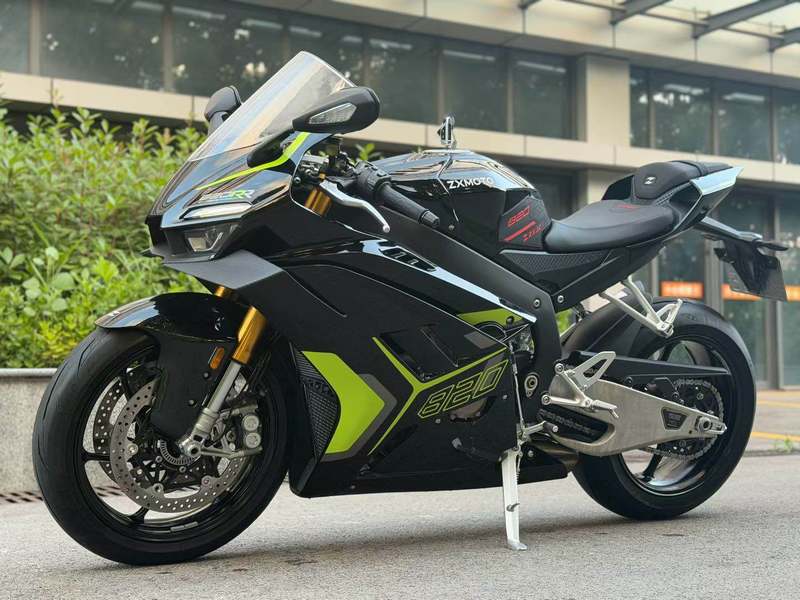 二手张雪机车820RR