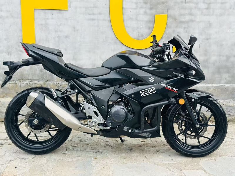 二手豪爵铃木GSX250R