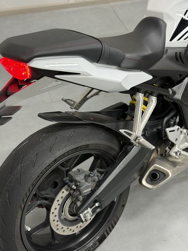 二手本田CBR650R