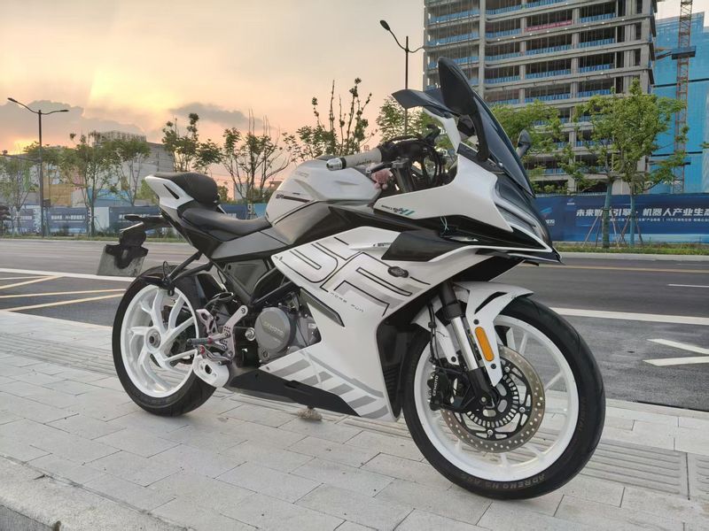 二手春风250SR