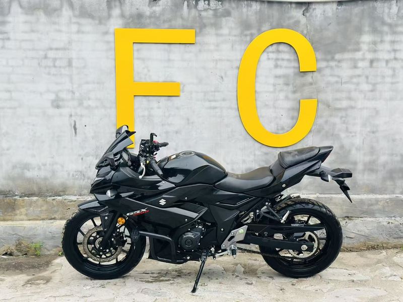 二手豪爵铃木GSX250R