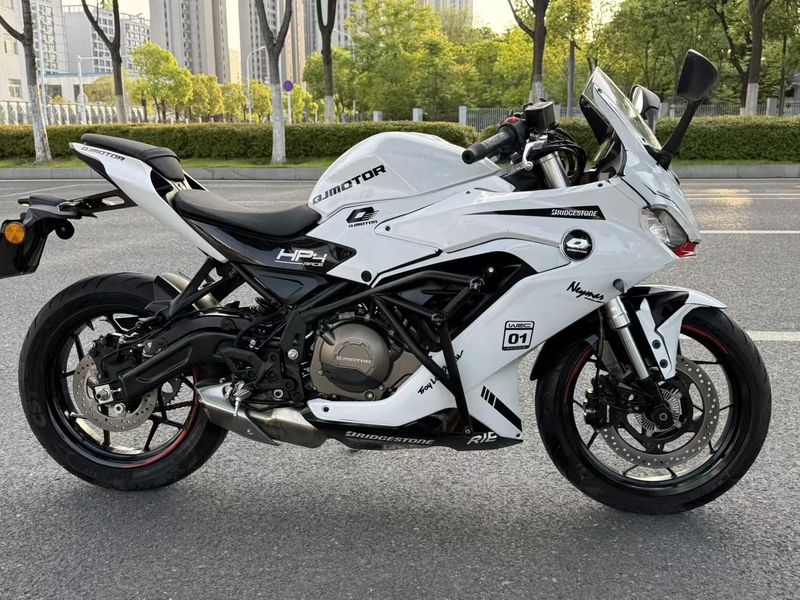 二手QJMOTOR赛250