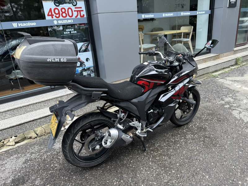 二手济南铃木极客飒 Gixxer 155