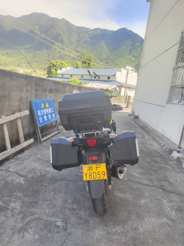 二手豪爵铃木DL250