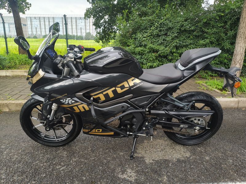 二手QJMOTOR赛250