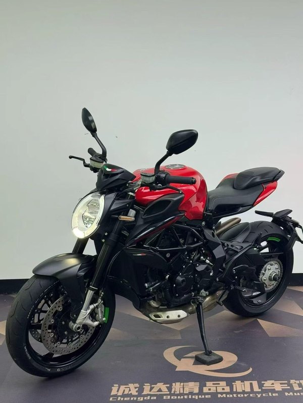 二手奥古斯塔Brutale 800