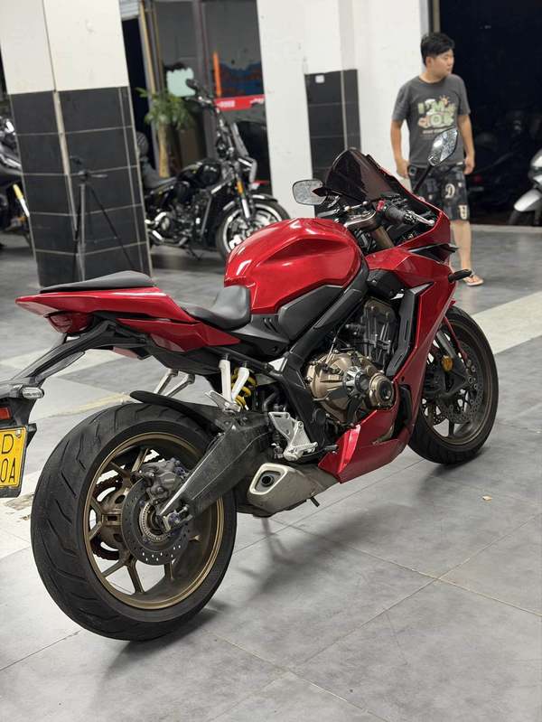 二手本田CBR650R