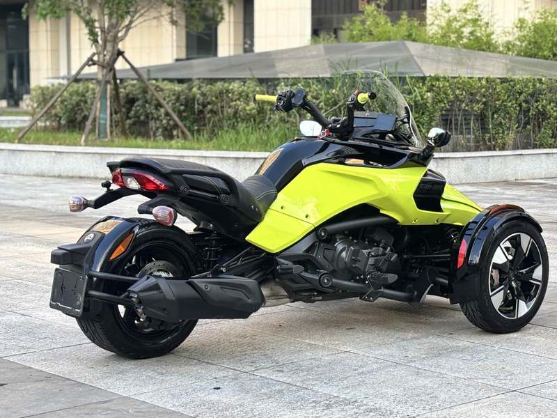 二手庞巴迪Spyder F3 