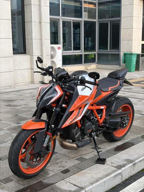 二手KTMR2R1290 Super Duke