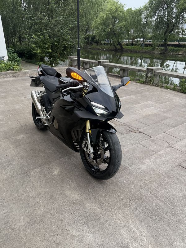 二手张雪机车500RR