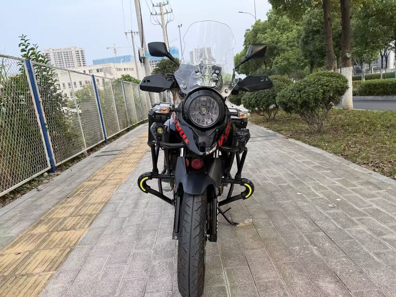二手豪爵铃木DL250