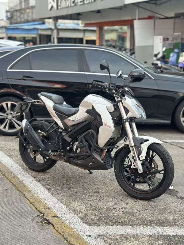 二手贝纳利小迅龙 BN150S