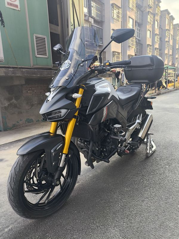 二手豪爵XCR300
