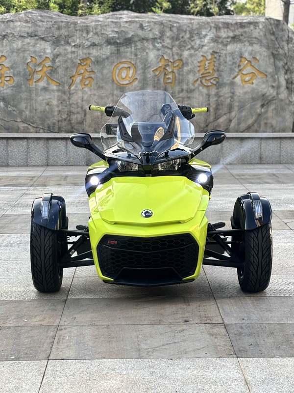 二手庞巴迪Spyder F3 