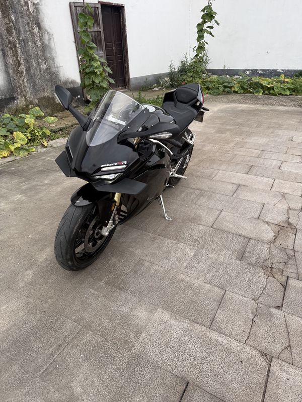 二手张雪机车500RR