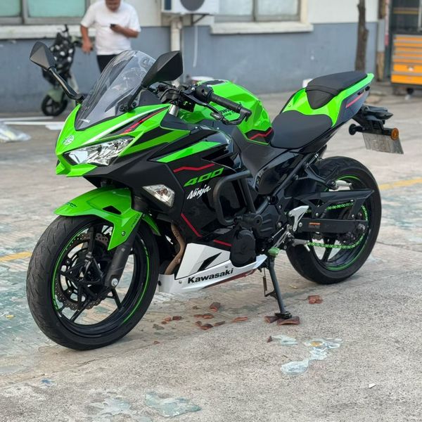二手川崎Ninja 400