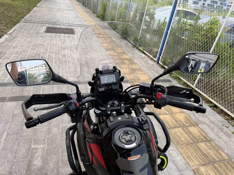 二手豪爵铃木DL250