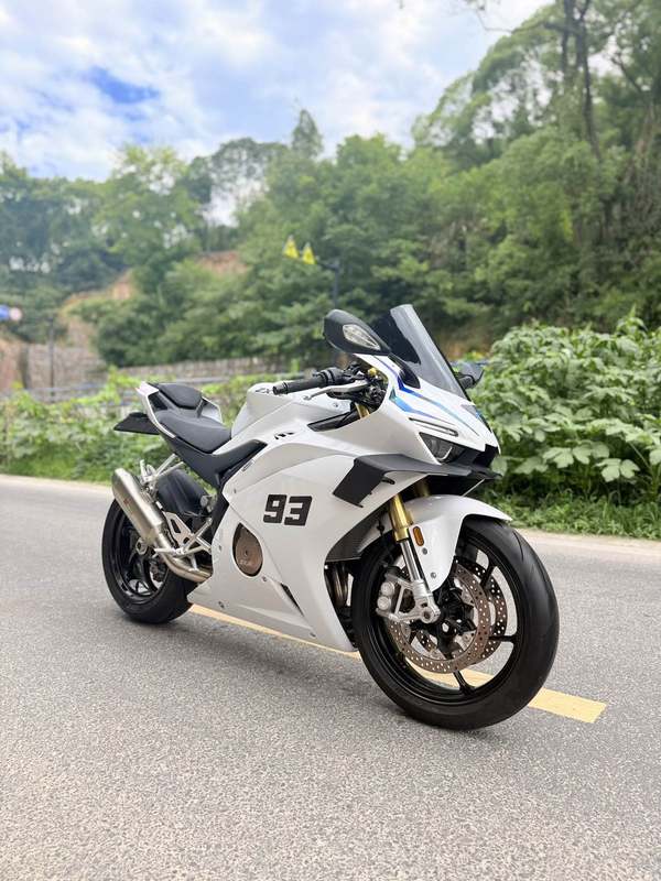 二手张雪机车500RR