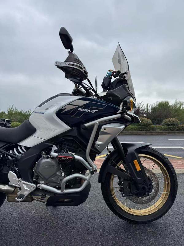 二手春风700MT