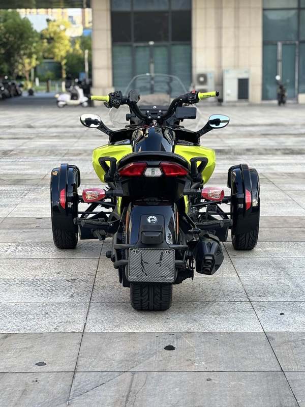 二手庞巴迪Spyder F3 