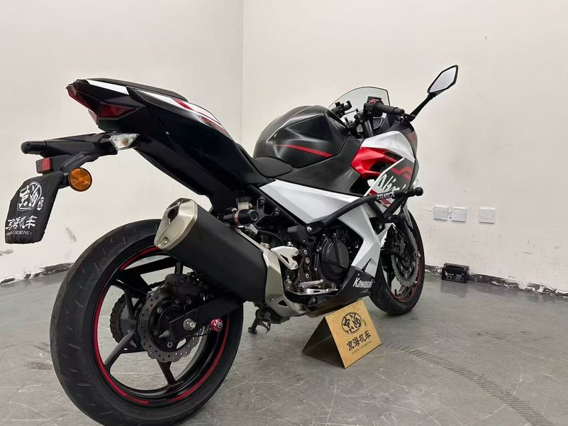 二手川崎Ninja 400