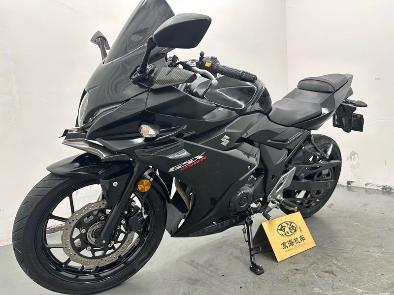二手豪爵铃木GSX250R