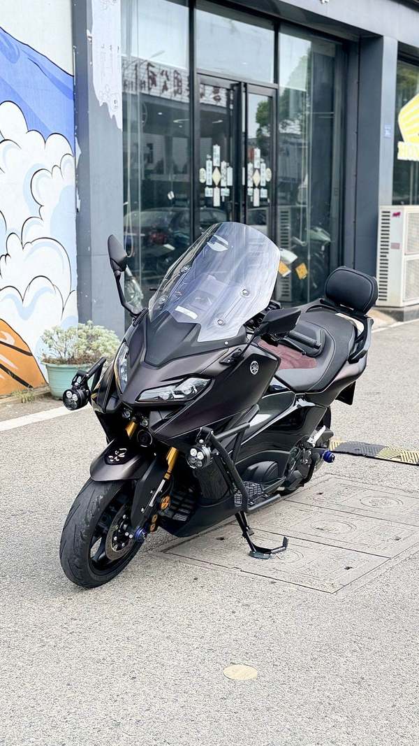 二手雅马哈TMAX