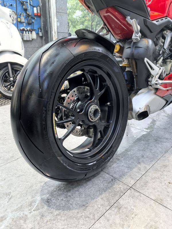 二手杜卡迪Panigale V4