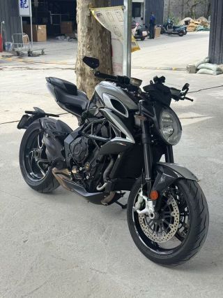 二手奥古斯塔Brutale 800