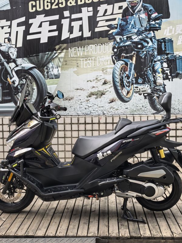二手无极SR250GT