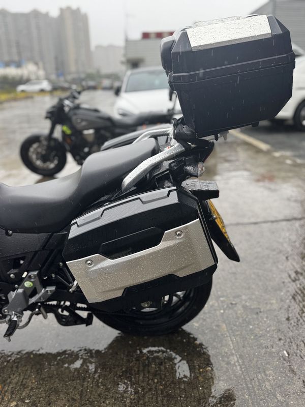 二手豪爵铃木DL250