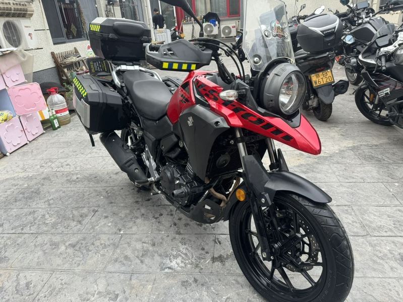 二手豪爵铃木DL250