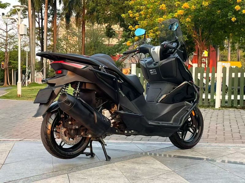 二手无极SR250GT