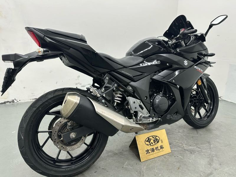 二手豪爵铃木GSX250R
