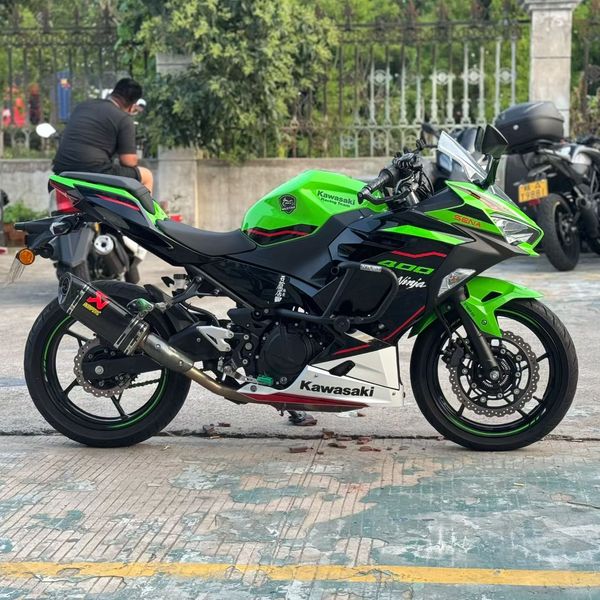 二手川崎Ninja 400
