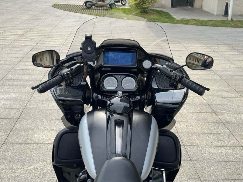 二手哈雷戴维森Tri Glide
