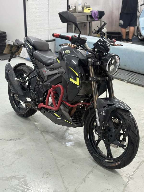 二手贝纳利小迅龙 BN150S