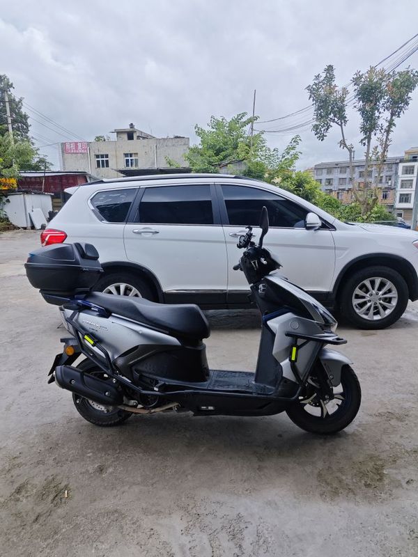 二手QJMOTOR鸿125