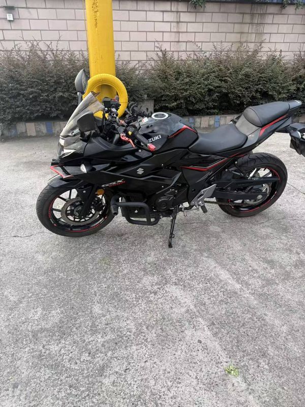 二手豪爵铃木GSX250R